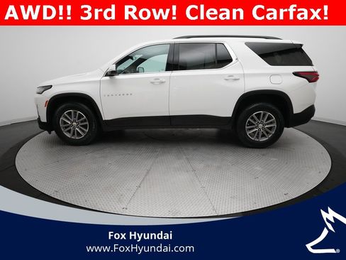 Used 2023 Chevrolet Traverse LT image 25