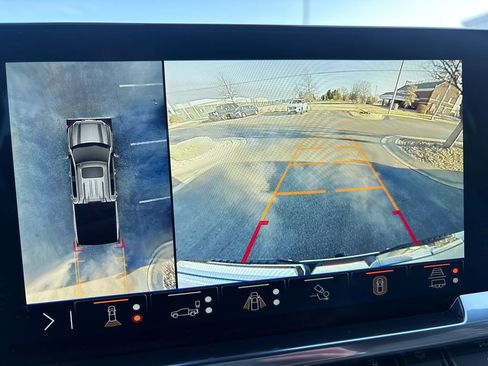 Certified 2024 GMC Sierra 1500 SLT w/ SLT Premium Plus Package image 32