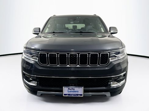 Used 2022 Jeep Wagoneer Series III image 2