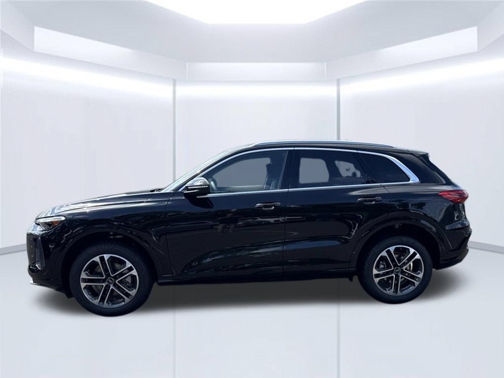 New 2026 Audi Q5 Premium AWD/4WD image 2