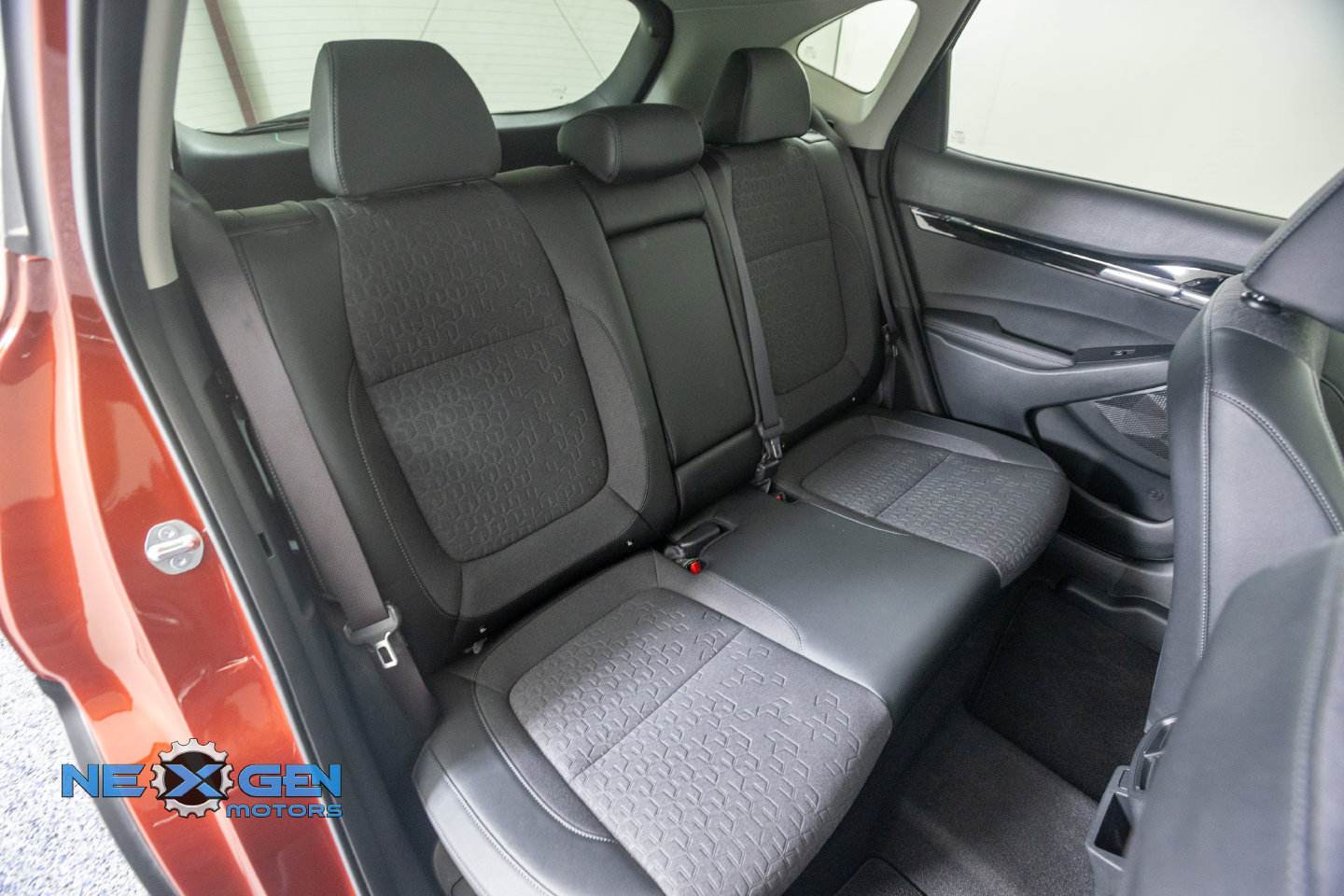 Used 2025 Kia Seltos S AWD/4WD image 41