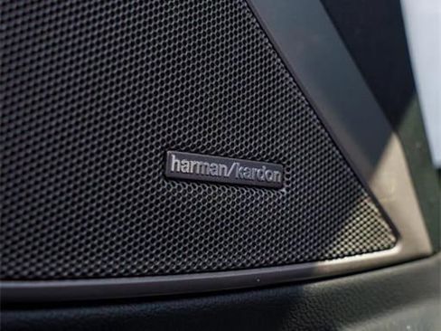 Used 2023 BMW M340i w/ Premium Package image 8