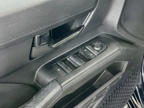 Used 2026 Toyota Tacoma SR5 RWD image 18