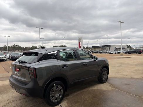 New 2026 Nissan Kicks S image 4