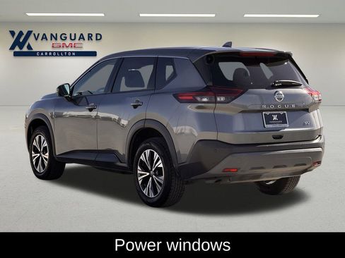 Used 2021 Nissan Rogue SV image 8