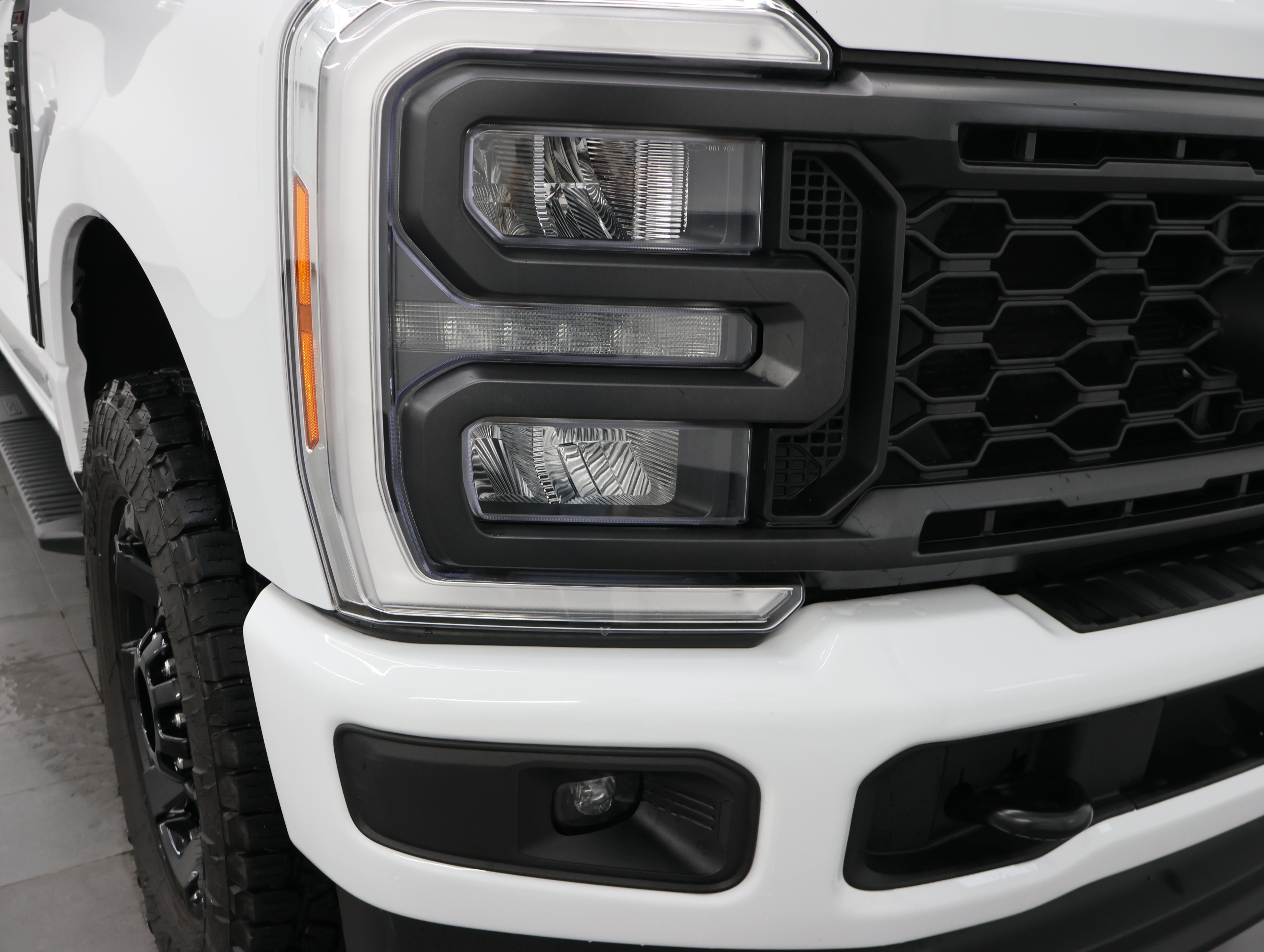 Used 2023 Ford F250 XL w/ STX Appearance Package AWD/4WD image 27