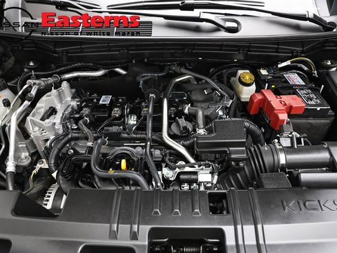 Used 2026 Nissan Kicks SR w/ SR Premium Package AWD/4WD image 7
