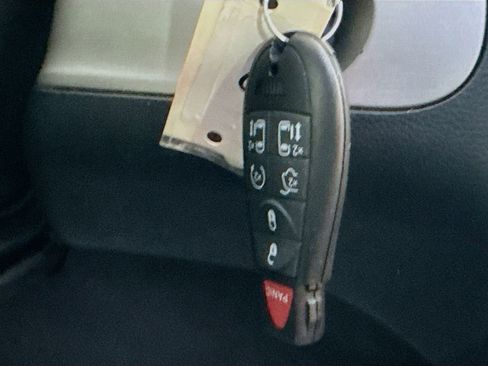 Used 2017 Dodge Grand Caravan GT image 34