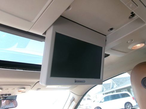 Used 2014 Buick Enclave Premium w/ Trailering Provision Package FWD image 25