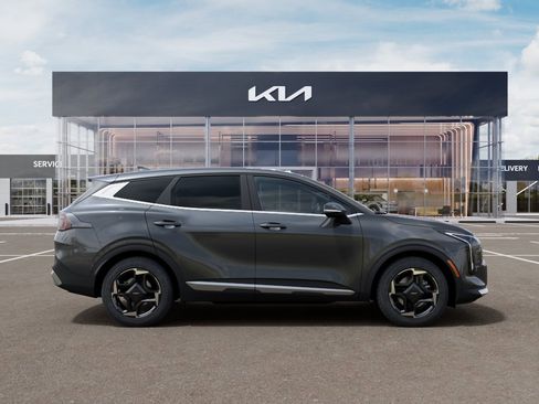New 2026 Kia Sportage EX image 8