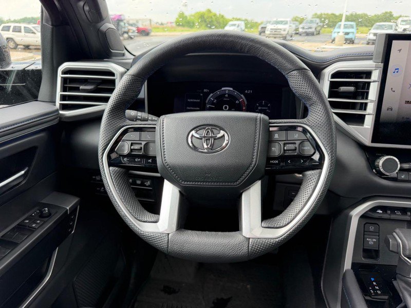Used 2024 Toyota Tundra Platinum AWD/4WD image 12