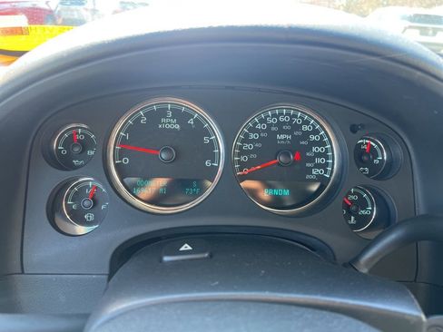 Used 2011 Chevrolet Tahoe LT w/ Regional Value Package image 29