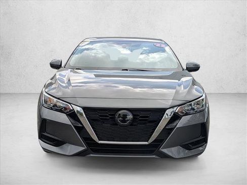 Used 2022 Nissan Sentra SV FWD image 2