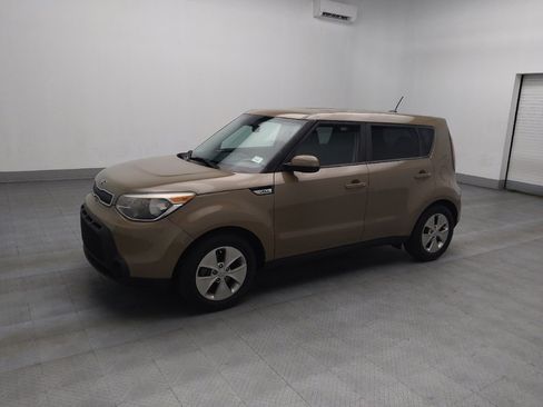 Used 2016 Kia Soul w/ Convenience Package image 2