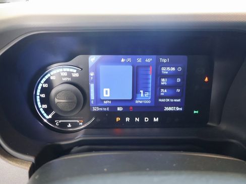 Used 2024 Ford Bronco Everglades image 17