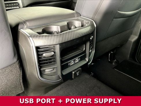 Used 2025 RAM 3500 Big Horn AWD/4WD image 11