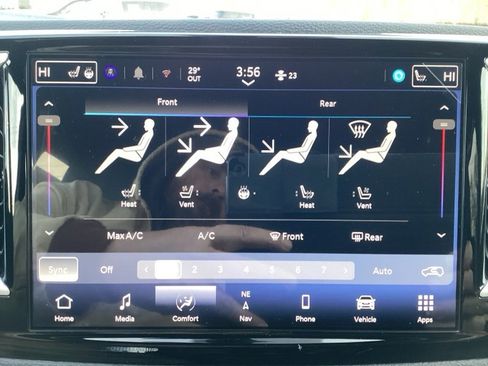 New 2026 Chrysler Pacifica Limited image 46