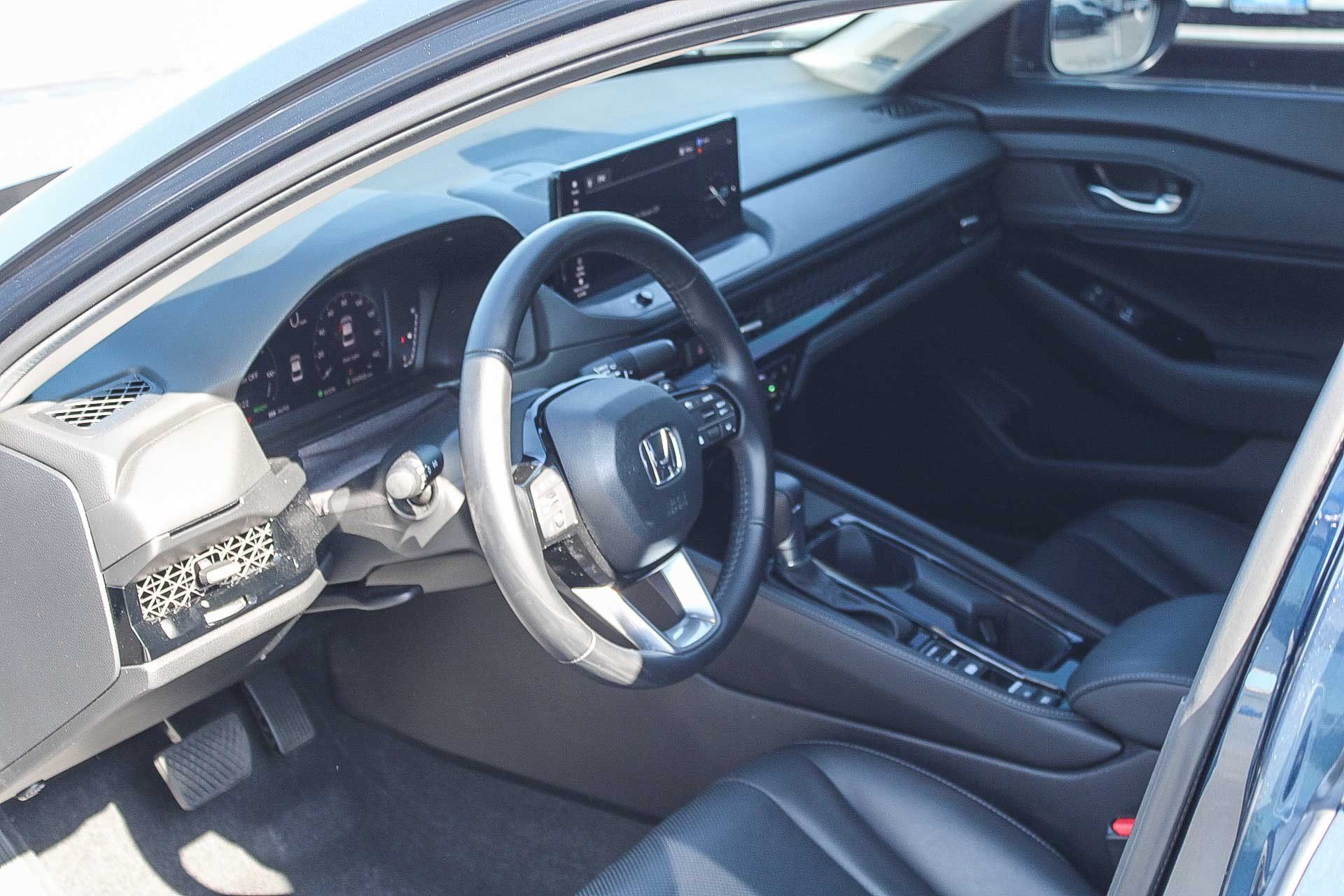 Used 2024 Honda Accord Touring image 19