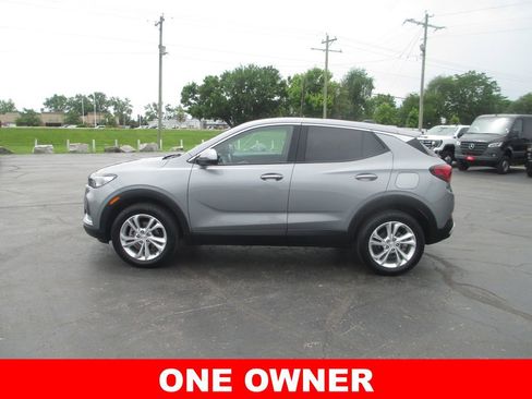 Used 2023 Buick Encore GX Preferred w/ Cold Weather Comfort Package AWD/4WD image 11
