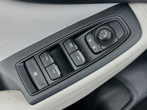 Used 2024 Subaru Forester Touring AWD/4WD image 15