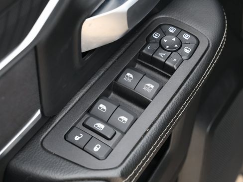 Used 2025 RAM 3500 Lone Star image 31