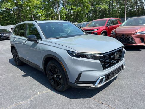 Used 2025 Honda CR-V Sport Touring image 4