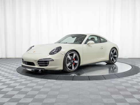 Certified 2014 Porsche 911 50th Anniversary Edition RWD image 1