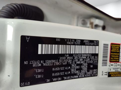 Used 2020 Toyota Highlander XLE image 17