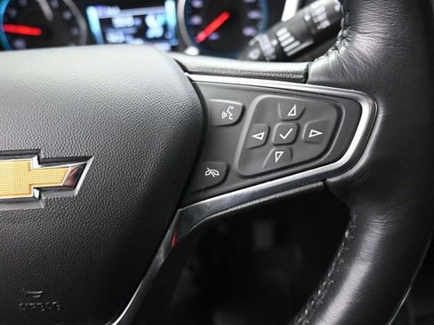 Used 2018 Chevrolet Equinox Premier image 25