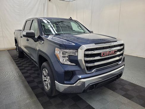 Used 2020 GMC Sierra 1500 SLE w/ SLE Value Package AWD/4WD image 13