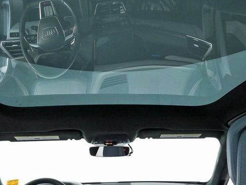 Used 2022 Audi RS e-tron GT w/ Carbon Performance Package image 21