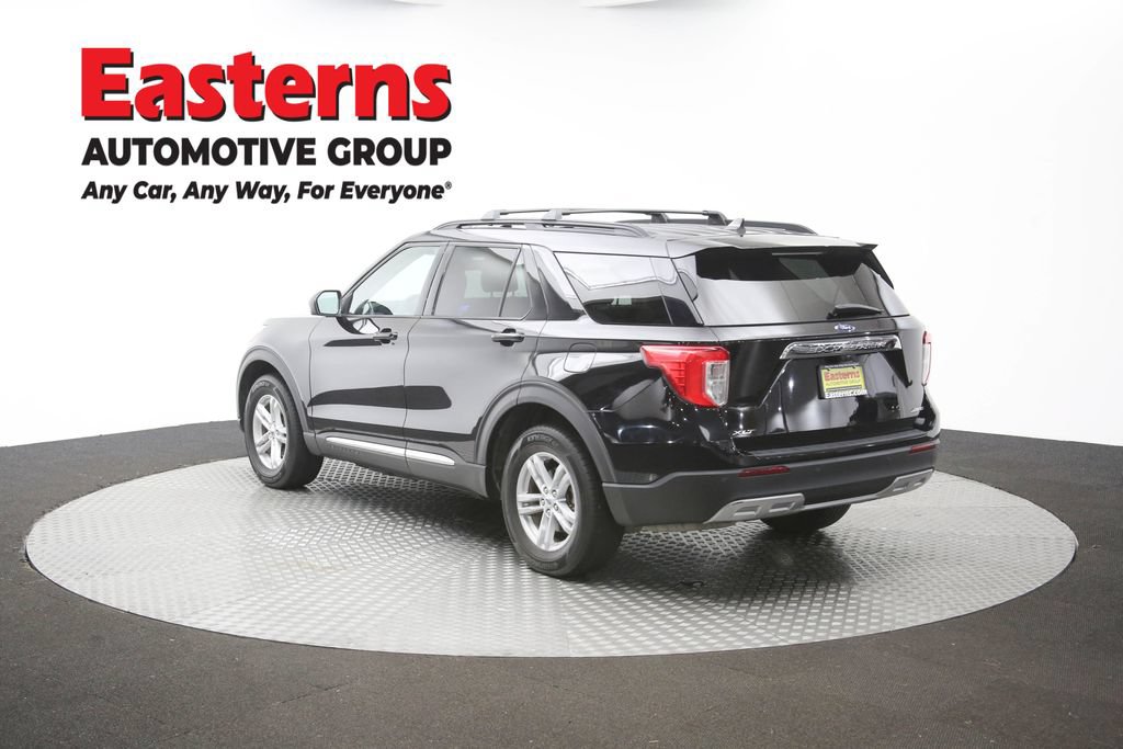 Used 2022 Ford Explorer XLT w/ Equipment Group 202A AWD/4WD image 65