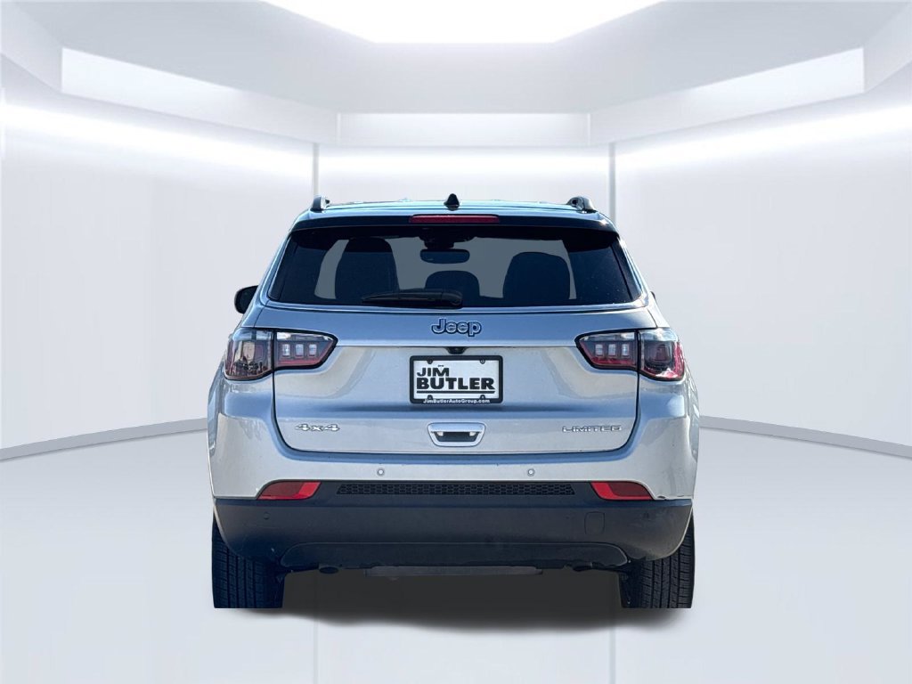 Used 2025 Jeep Compass Limited AWD/4WD image 5