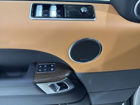 Used 2022 Land Rover Range Rover Sport HSE Dynamic AWD/4WD image 11