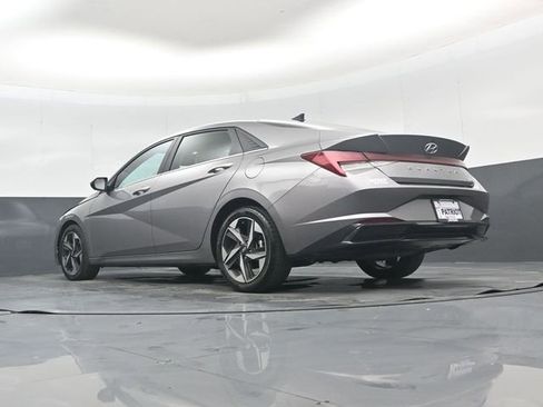 Used 2023 Hyundai Elantra Limited image 42
