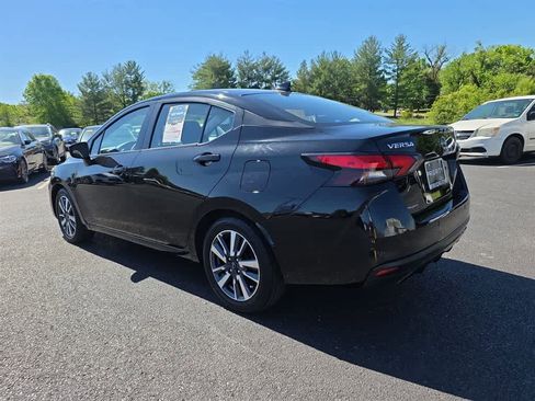 Used 2023 Nissan Versa SV FWD image 7