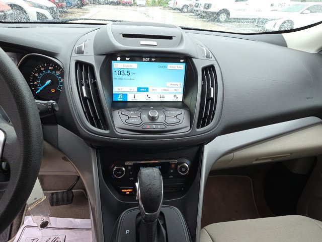 Used 2016 Ford Escape SE w/ Equipment Group 201A FWD image 17
