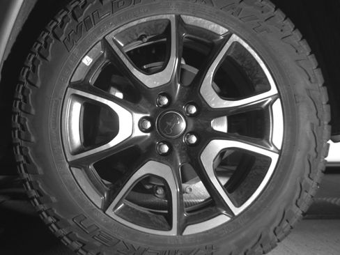 Used 2025 Jeep Compass Trailhawk image 14