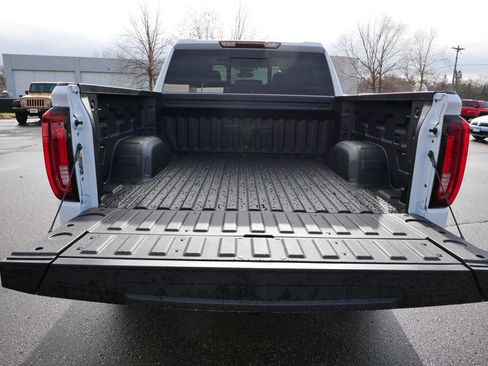 New 2026 GMC Sierra 1500 SLT w/ SLT Premium Plus Package AWD/4WD image 7