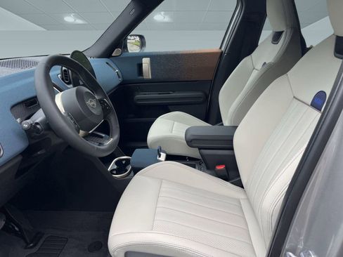 New 2025 MINI Cooper Countryman S w/ Comfort Package Max image 5