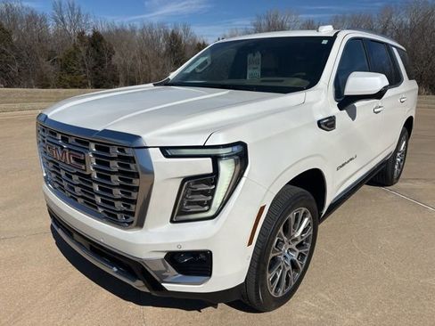 Used 2025 GMC Yukon Denali w/ Denali Reserve Package image 1