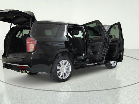 Used 2023 Chevrolet Tahoe High Country AWD/4WD image 14
