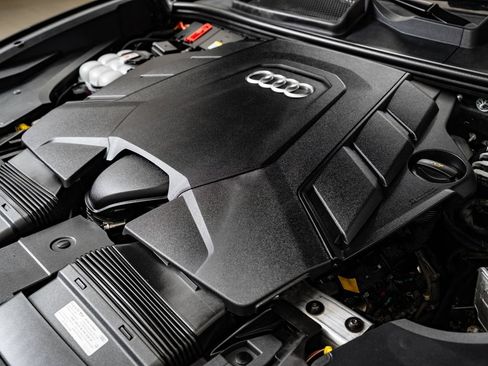 Used 2022 Audi Q8 Premium Plus AWD/4WD image 46