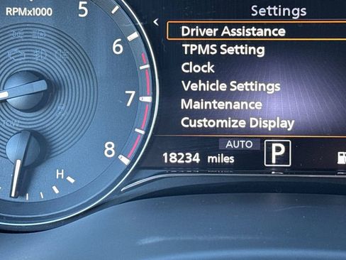 Used 2024 INFINITI QX80 Premium Select w/ Cargo Package AWD/4WD image 24