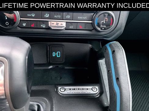 Used 2022 Ford Bronco Wildtrak image 25