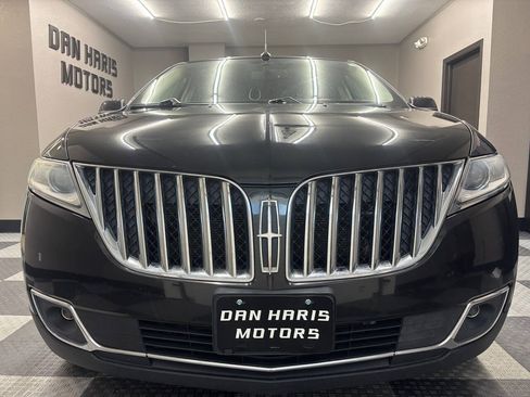 Used 2014 Lincoln MKX AWD w/ Equipment Group 101A image 3