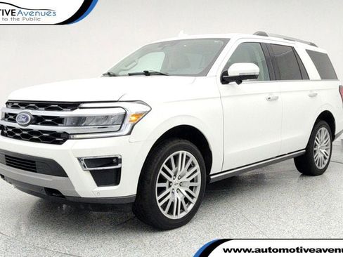 Used 2023 Ford Expedition Limited image 1