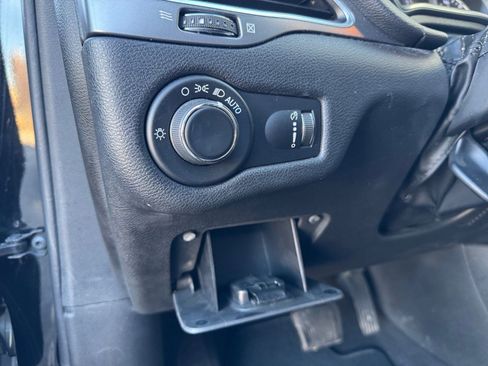 Used 2020 Jeep Cherokee Latitude image 19