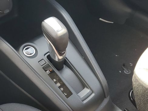 New 2025 Nissan Kicks Play S FWD image 32