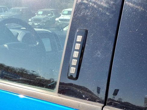 Used 2018 Ford F150 XLT w/ Equipment Group 302A Luxury image 19